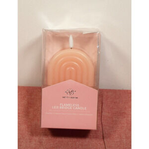 West & Arrow Teen 6.3" Flameless Arch Candle Pink